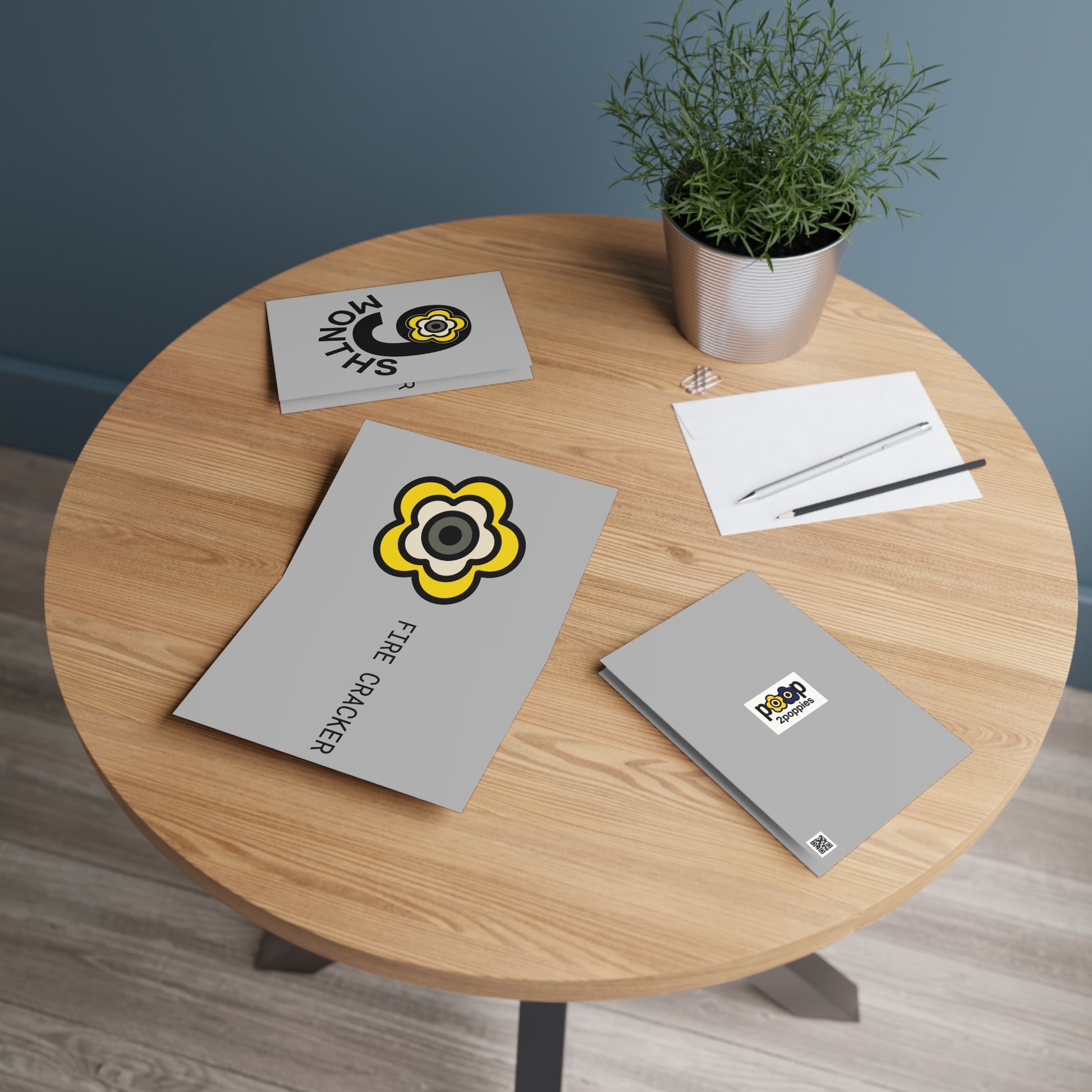 P🌺🌺P2Poppies 9 Months Milestone Greeting Card